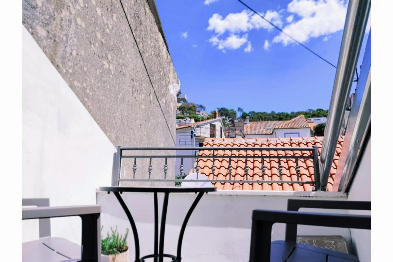 Falcons Nest Sibenik Exterior photo